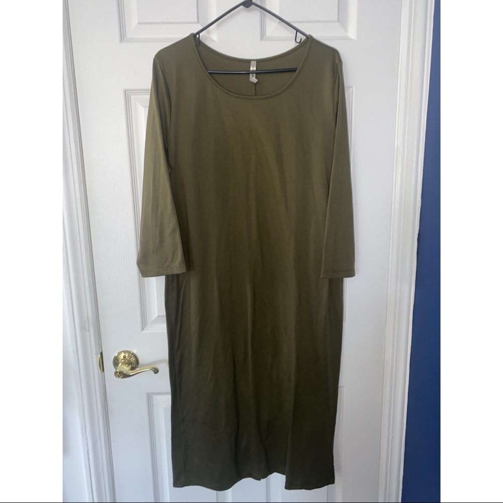 Long green dress